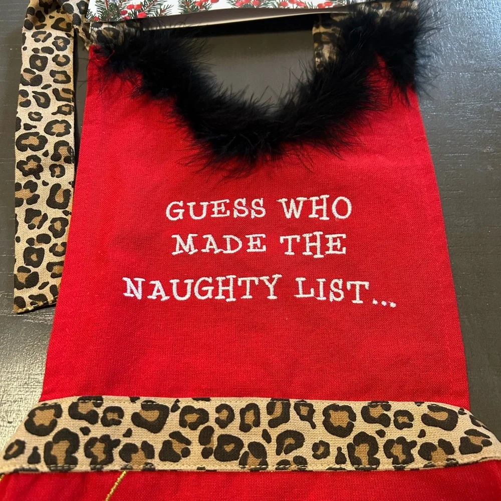 TIS THE SEASON brand new Red and Leopard Print women’s Apron Christmas